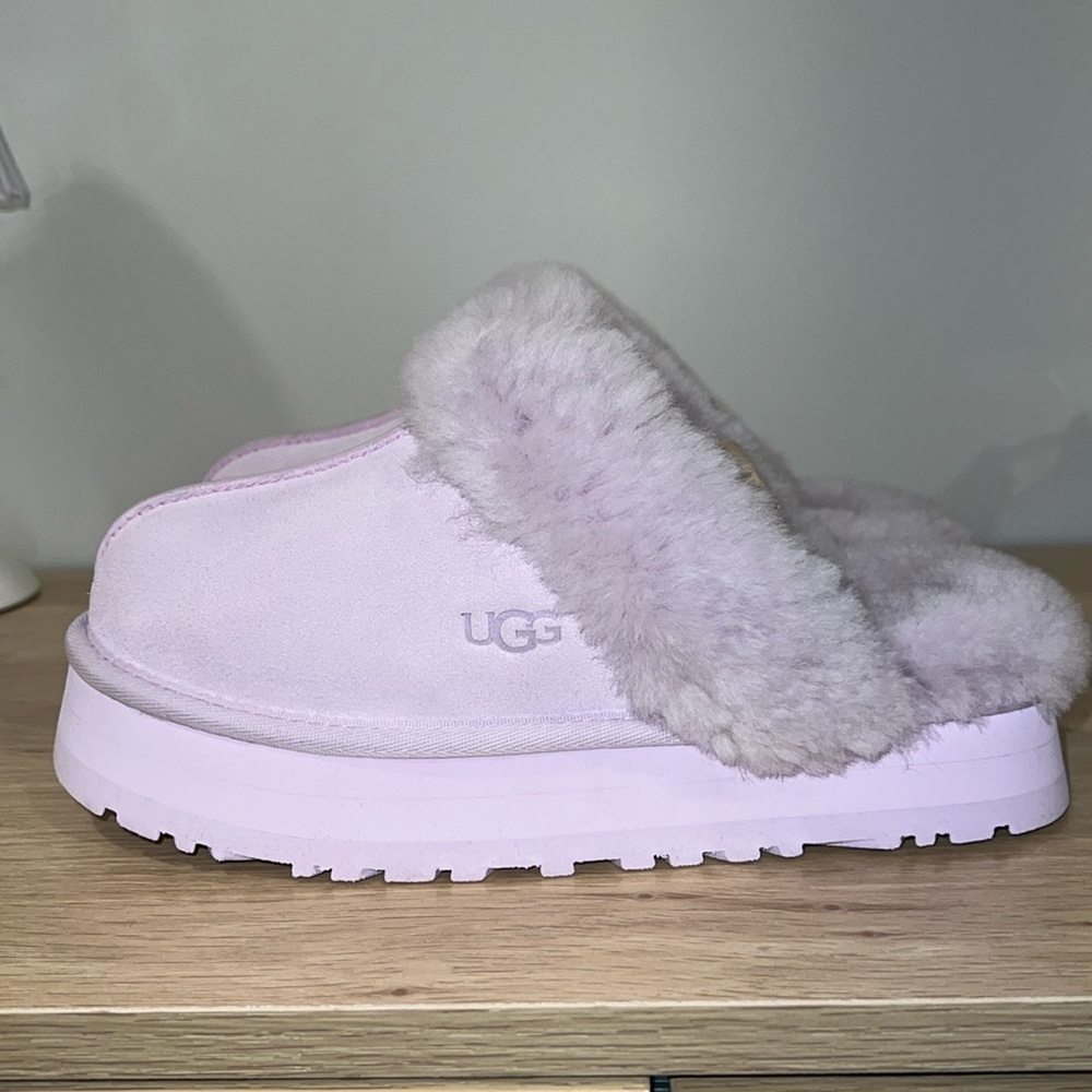 Uggs | Disquette | size 6 | light purple